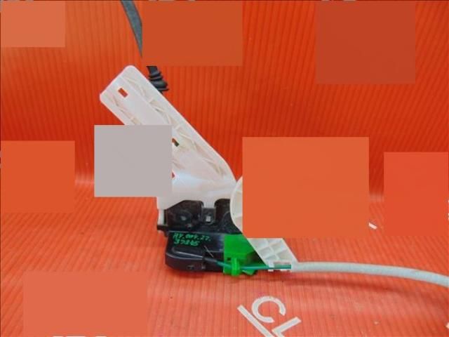 bontott HYUNDAI i40 Bal hátsó Ajtózár