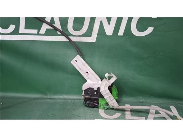 bontott HYUNDAI i40 Bal hátsó Ajtózár