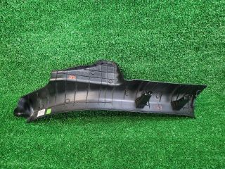 bontott HYUNDAI i40 Bal hátsó Belső Küszöb Burkolat