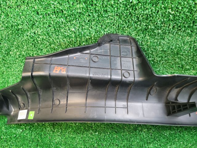 bontott HYUNDAI i40 Bal hátsó Belső Küszöb Burkolat