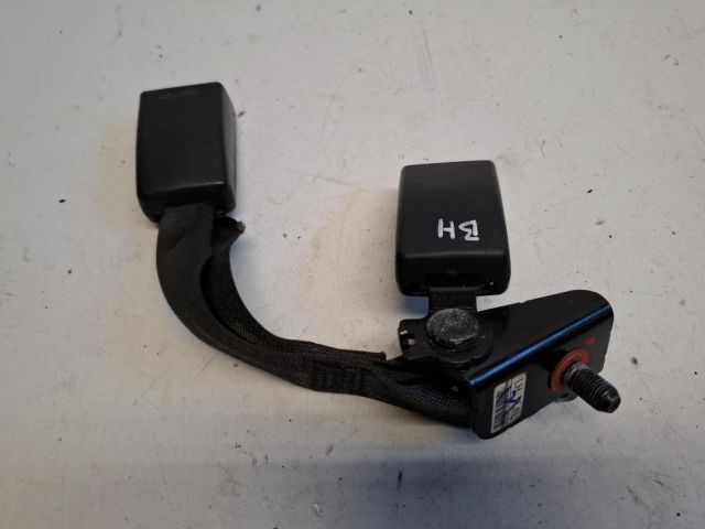 bontott HYUNDAI i40 Bal hátsó Biztonsági Öv Csat