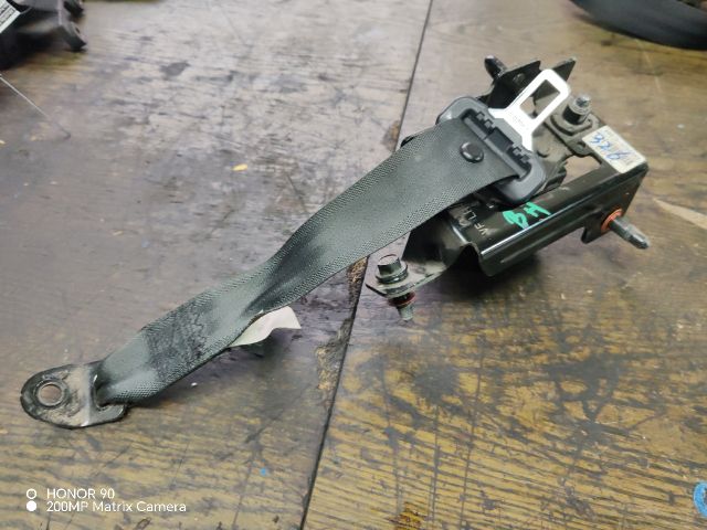 bontott HYUNDAI i40 Bal hátsó Biztonsági Öv