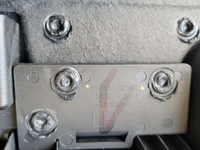 bontott HYUNDAI i40 Bal hátsó Csomagtér Burkolat (Műanyag)