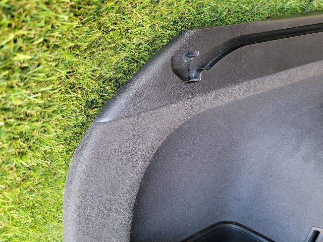 bontott HYUNDAI i40 Bal hátsó Csomagtér Burkolat (Műanyag)