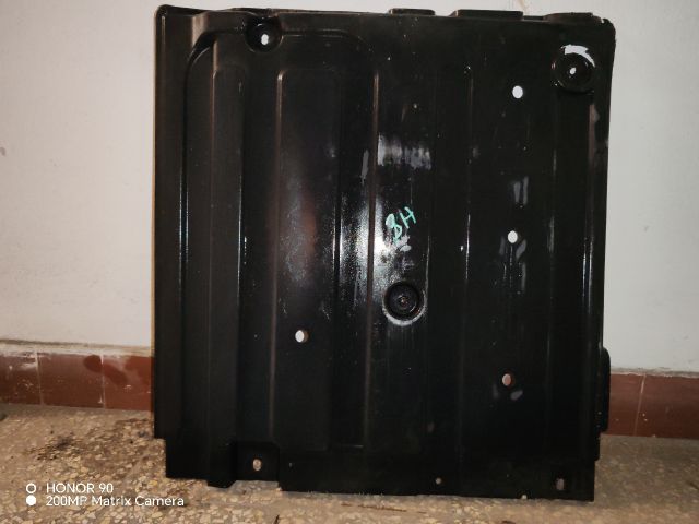 bontott HYUNDAI i40 Bal hátsó Fenéklemez