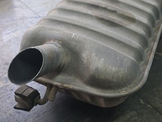 bontott HYUNDAI i40 Bal hátsó Gumikéder