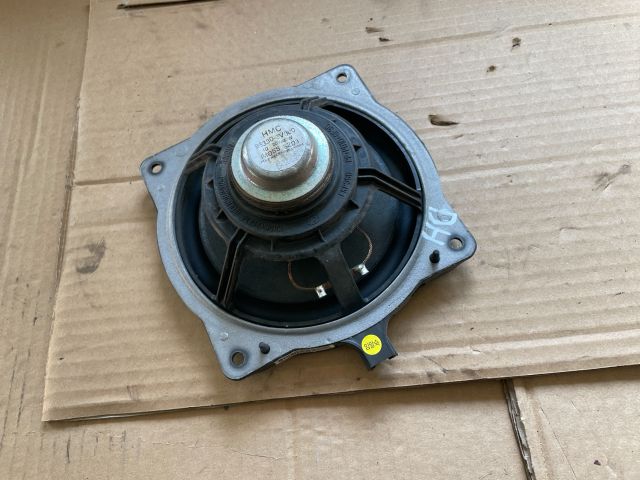 bontott HYUNDAI i40 Bal hátsó Hangszóró