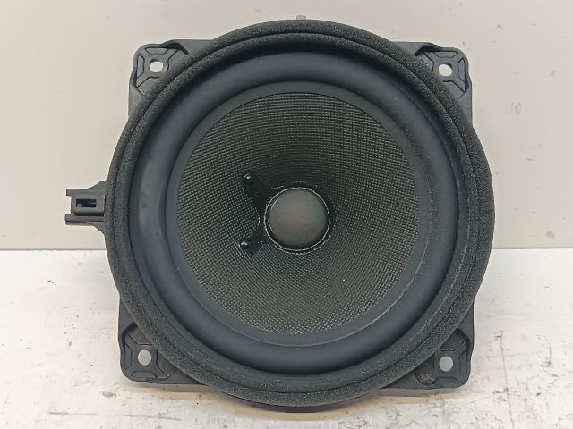 bontott HYUNDAI i40 Bal hátsó Hangszóró