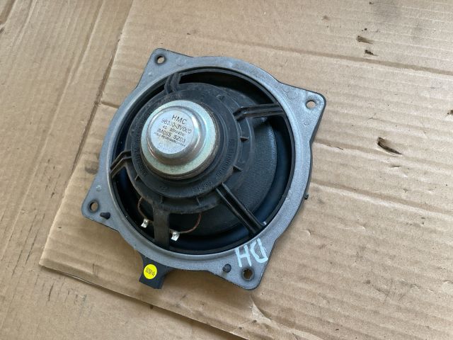 bontott HYUNDAI i40 Bal hátsó Hangszóró