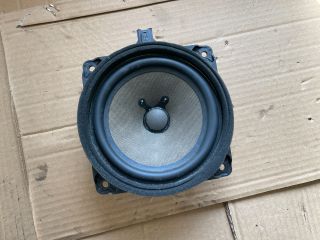 bontott HYUNDAI i40 Bal hátsó Hangszóró