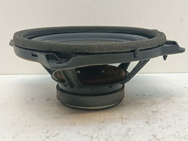 bontott HYUNDAI i40 Bal hátsó Hangszóró