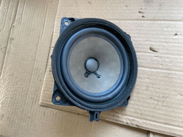 bontott HYUNDAI i40 Bal hátsó Hangszóró