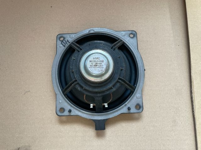 bontott HYUNDAI i40 Bal hátsó Hangszóró