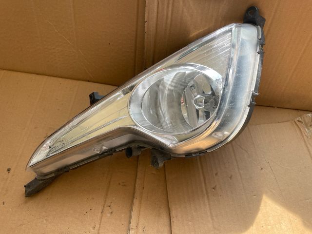 bontott HYUNDAI i40 Bal Ködfényszóró