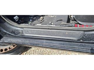 bontott HYUNDAI i40 Bal Küszöb