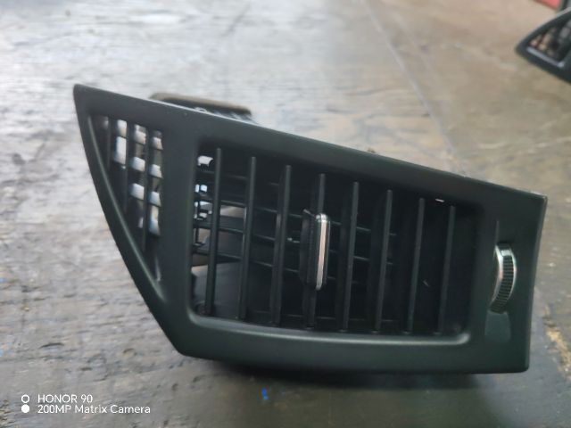 bontott HYUNDAI i40 Bal Szellőző