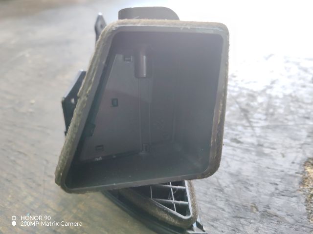 bontott HYUNDAI i40 Bal Szellőző