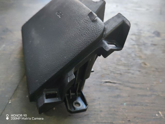 bontott HYUNDAI i40 Bal Térdlégzsák