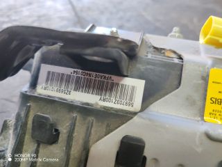 bontott HYUNDAI i40 Bal Térdlégzsák