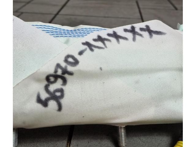 bontott HYUNDAI i40 Bal Térdlégzsák