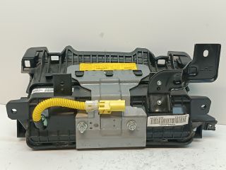 bontott HYUNDAI i40 Bal Térdlégzsák