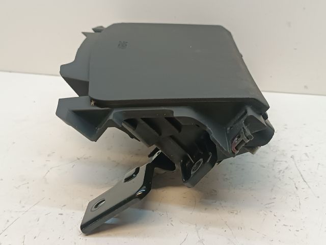 bontott HYUNDAI i40 Bal Térdlégzsák