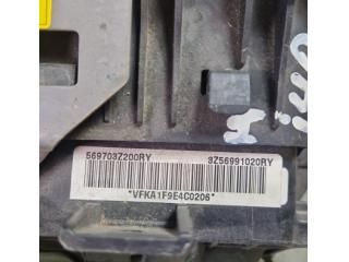 bontott HYUNDAI i40 Bal Térdlégzsák