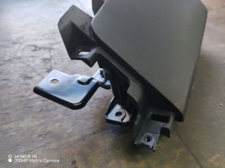 bontott HYUNDAI i40 Bal Térdlégzsák