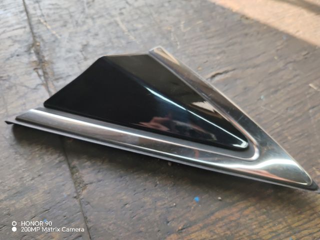 bontott HYUNDAI i40 Bal Visszapillantó Tükör Előtti Burkolat