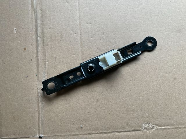 bontott HYUNDAI i40 Biztonsági Öv Magasság Állító