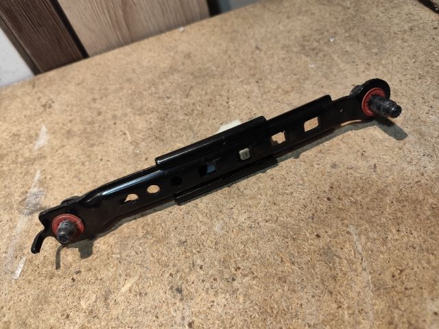 bontott HYUNDAI i40 Biztonsági Öv Magasság Állító