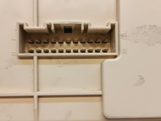 bontott HYUNDAI i40 Biztosítéktábla Utastér