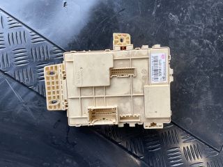 bontott HYUNDAI i40 Biztosítéktábla Utastér