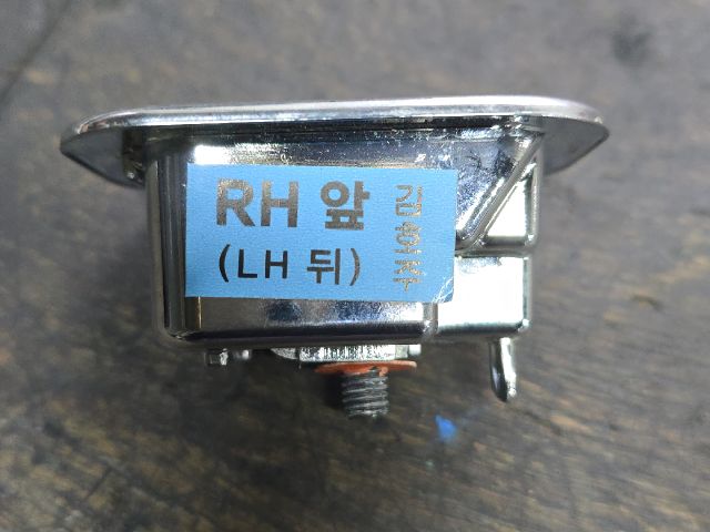 bontott HYUNDAI i40 Csomagrögzítő