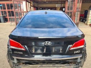 bontott HYUNDAI i40 Csomagtérajtó (Részeivel)