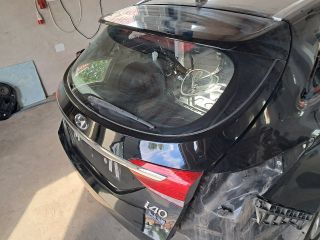 bontott HYUNDAI i40 Csomagtérajtó (Részeivel)