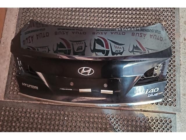 bontott HYUNDAI i40 Csomagtérajtó (Üres lemez)