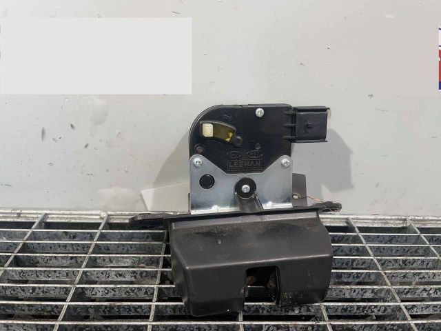 bontott HYUNDAI i40 Csomagtérajtó Ütköző