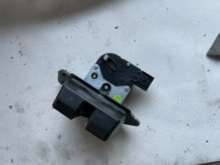 bontott HYUNDAI i40 Csomagtérajtó Zárszerkezet