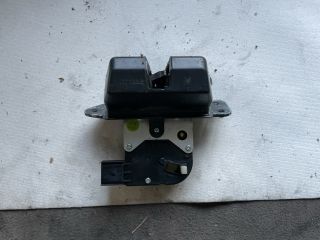 bontott HYUNDAI i40 Csomagtérajtó Zárszerkezet