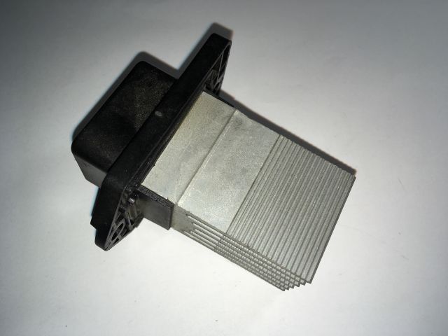 bontott HYUNDAI i40 Előtét Ellenállás Fűtőmotor