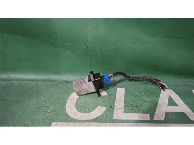 bontott HYUNDAI i40 Előtét Ellenállás Fűtőmotor