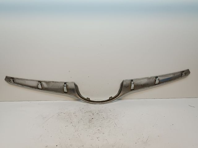 bontott HYUNDAI i40 Első Lökhárító Díszléc