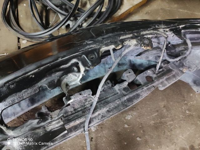 bontott HYUNDAI i40 Első Lökhárító (Részeivel)