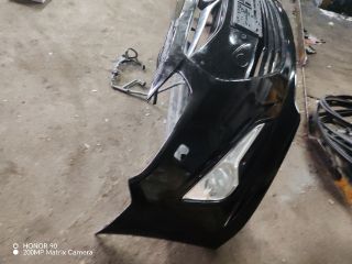 bontott HYUNDAI i40 Első Lökhárító (Részeivel)