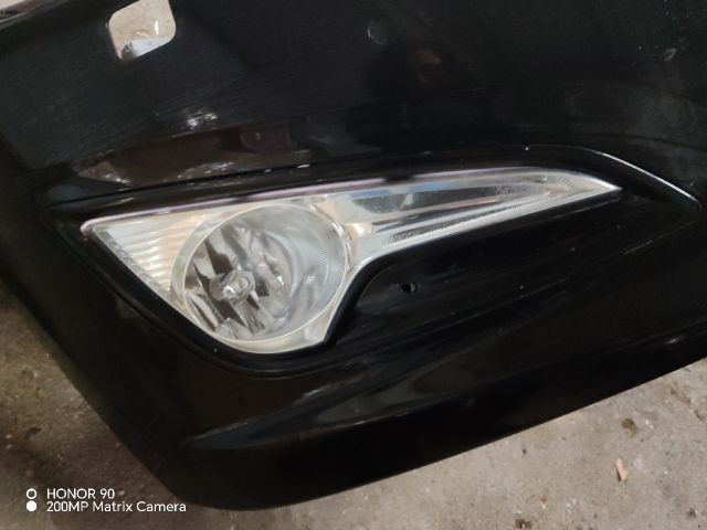 bontott HYUNDAI i40 Első Lökhárító (Részeivel)