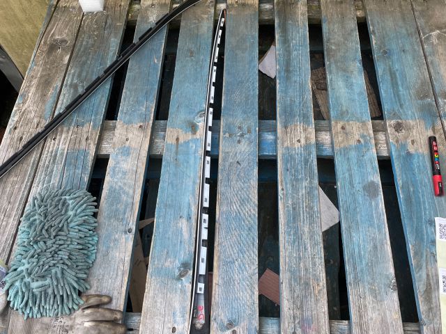 bontott HYUNDAI i40 Első Szélvédő Bal Díszléc