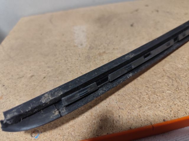 bontott HYUNDAI i40 Első Szélvédő Bal Díszléc