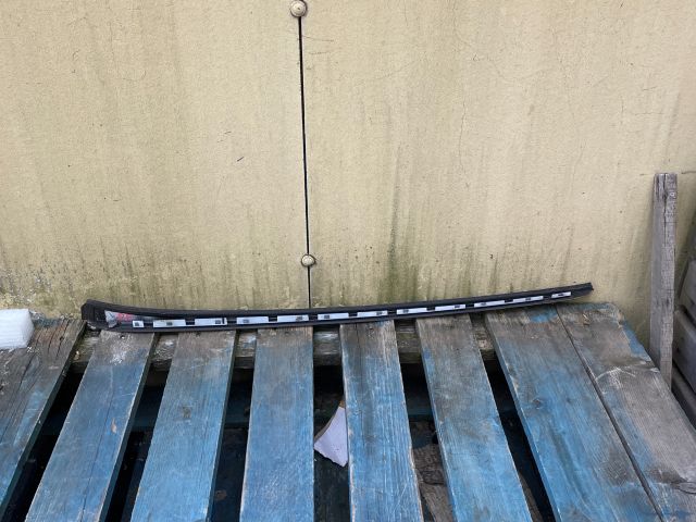 bontott HYUNDAI i40 Első Szélvédő Jobb Díszléc