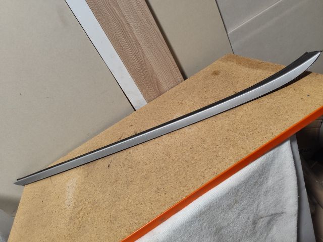 bontott HYUNDAI i40 Első Szélvédő Jobb Díszléc